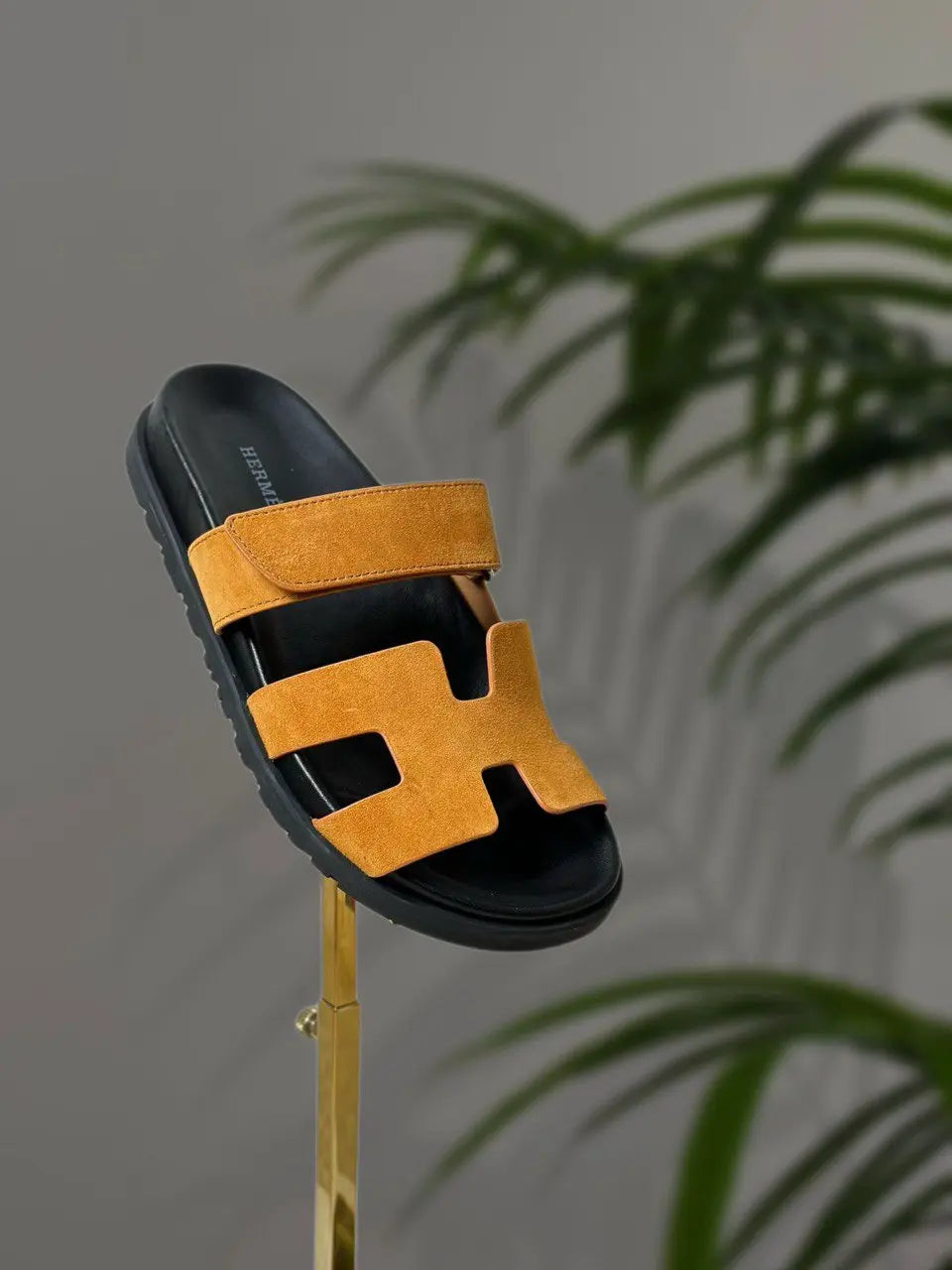Ladies Flats | Hermes | For Pricing and Order WhatsApp +971581402705 Lilly Onlines