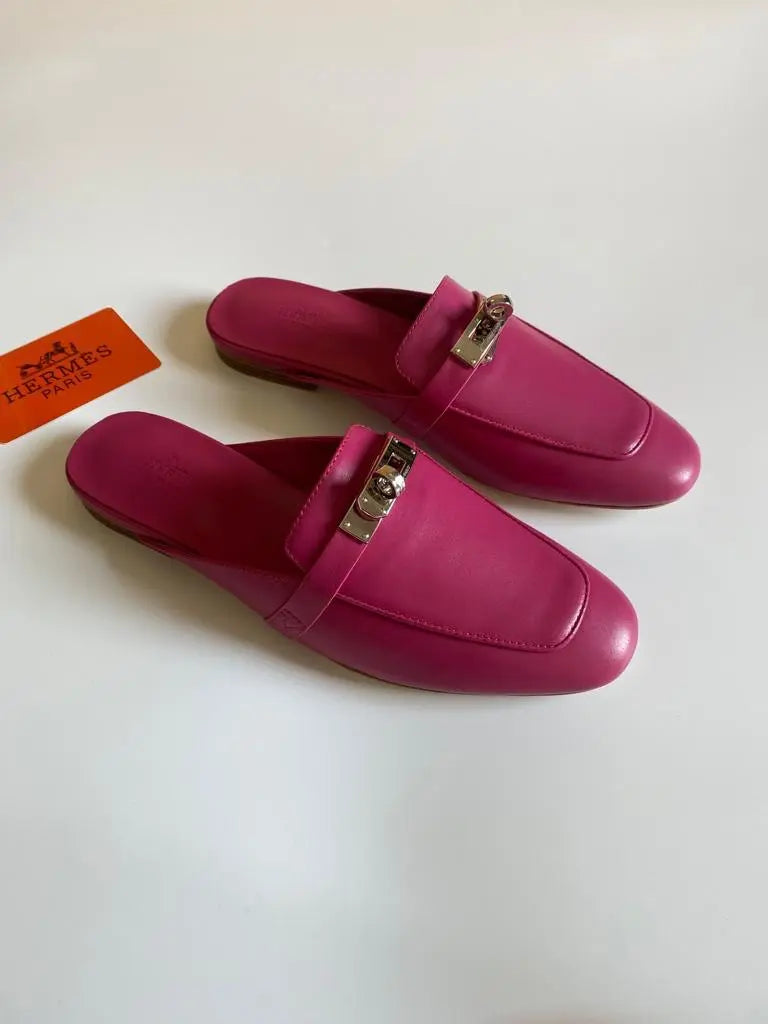 Ladies Flats | Hermes | For Pricing and Order WhatsApp +971581402705 Lilly Onlines