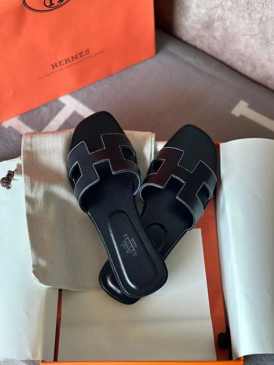 Ladies Flats | Hermes | For Pricing and Order WhatsApp +971581402705 Lilly Onlines