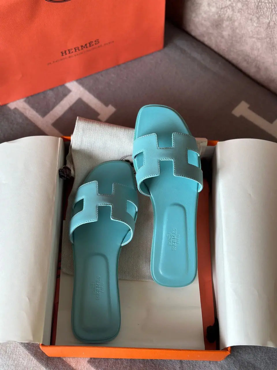 Ladies Flats | Hermes | For Pricing and Order WhatsApp +971581402705 Lilly Onlines