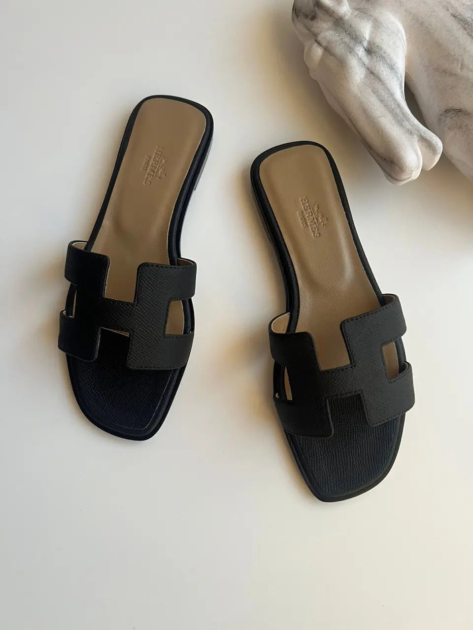 Ladies Flats | Hermes | For Pricing and Order WhatsApp +971581402705 Lilly Onlines