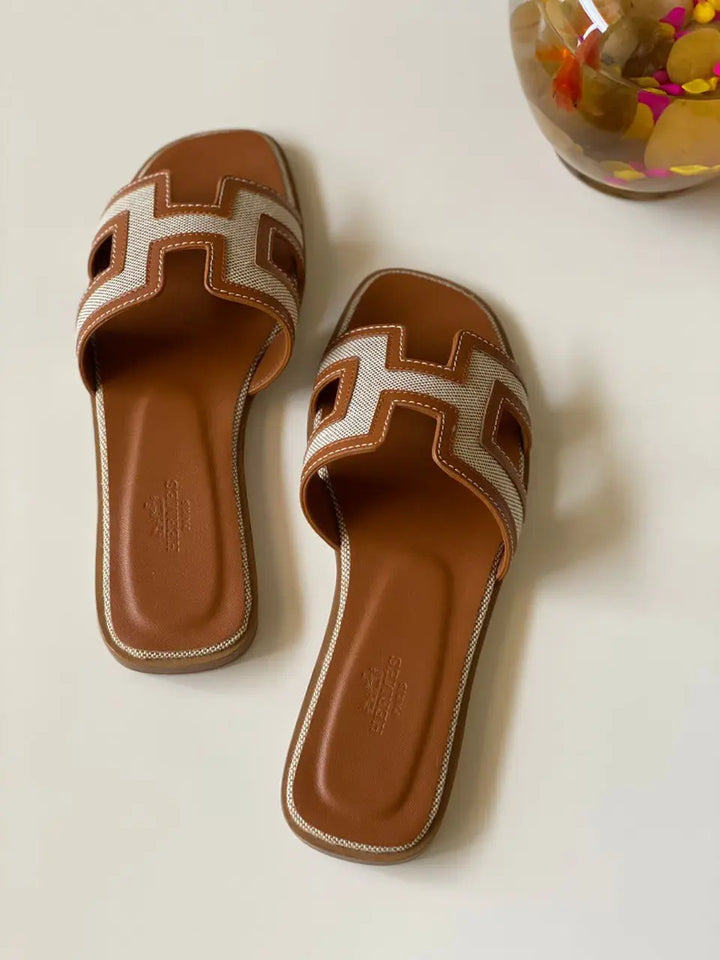Ladies Flats | Hermes | For Pricing and Order WhatsApp +971581402705 Lilly Onlines