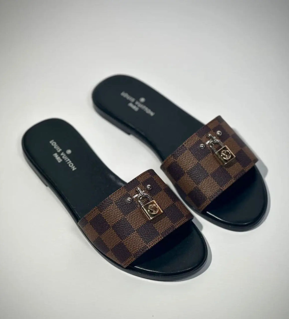 Ladies Flats | LV | For Pricing and Order WhatsApp +971581402705 Lilly Onlines