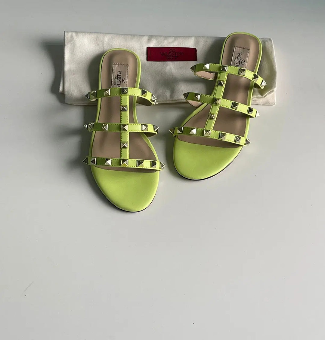 Ladies Flats | Valentino | For Pricing and Order WhatsApp +971581402705 Lilly Onlines