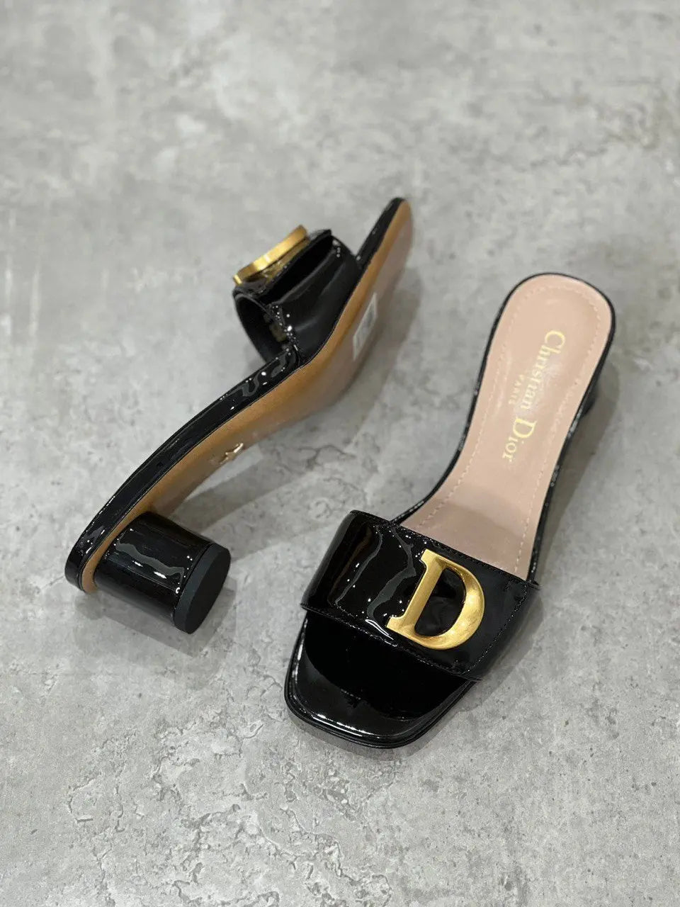 Ladies High Heels | Dior | Size 36-42 For order, pricing and other information DM us through WhatsApp +971581402705 Lilly Onlines