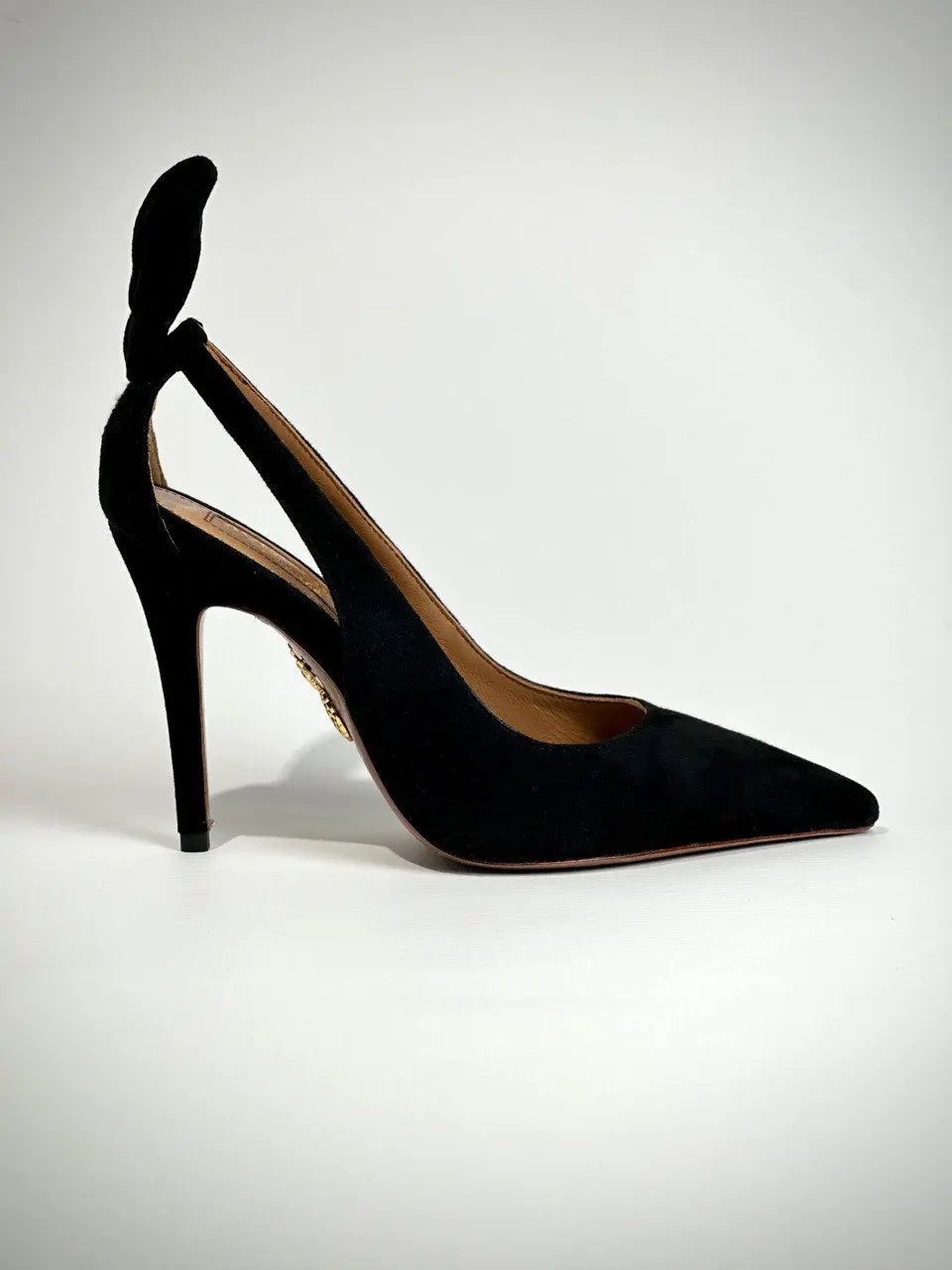 Ladies High Heels | Jimmy Cho | Size 36-42 For order, pricing and other information DM us through WhatsApp +971581402705 Lilly Onlines