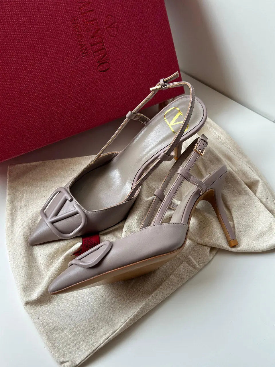 Ladies High Heels | Valentino | Size 36-42 For order, pricing and other information DM us through WhatsApp +971581402705 Lilly Onlines