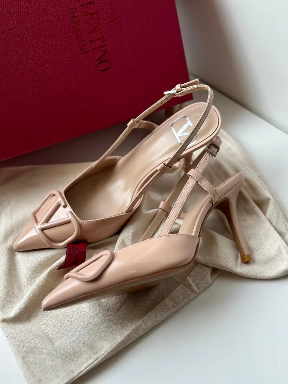 Ladies High Heels | Valentino | Size 36-42 For order, pricing and other information DM us through WhatsApp +971581402705 Lilly Onlines
