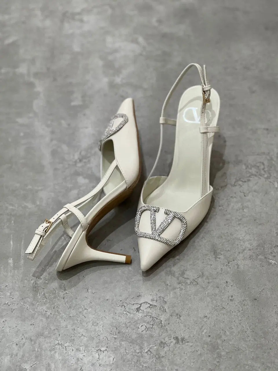 Ladies High Heels | Valentino  | Size 36-42 For order, pricing and other information DM us through WhatsApp +971581402705 Lilly Onlines