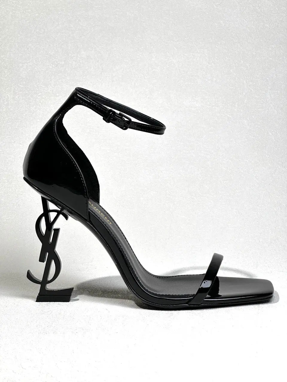 Ladies High Heels | YSL | Size 36-42 For order, pricing and other information DM us through WhatsApp +971581402705 Lilly Onlines