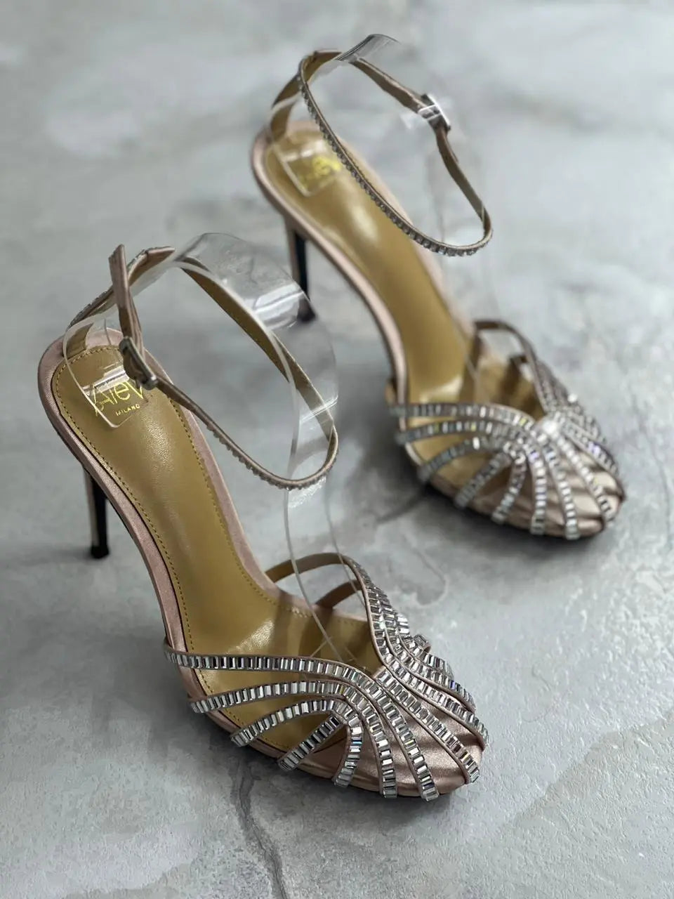 Ladies high heels | Alevi | For Pricing and order DM us through Whatsapp +971581402705 Lilly Onlines