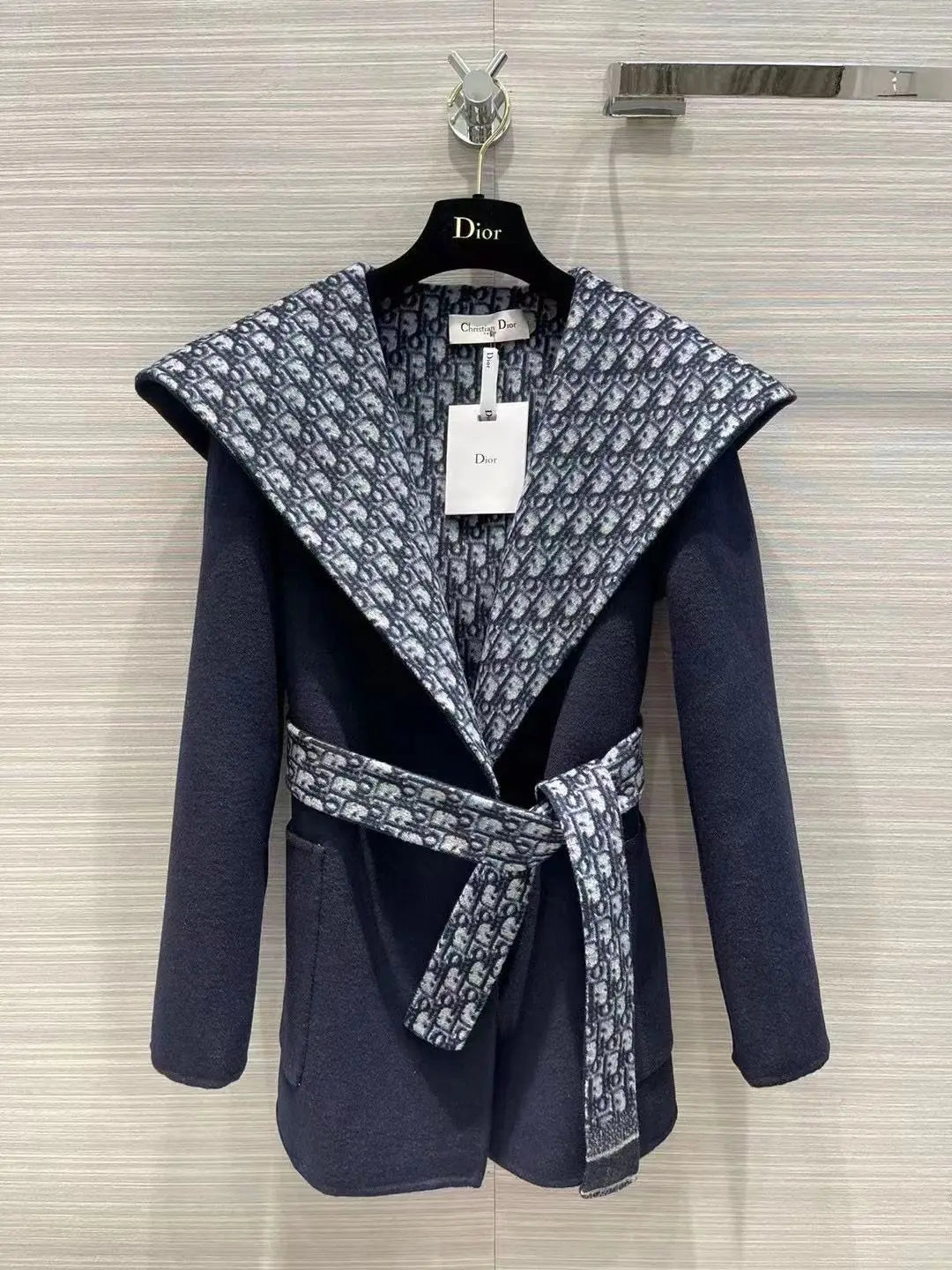 Ladies jackets Lilly Onlines