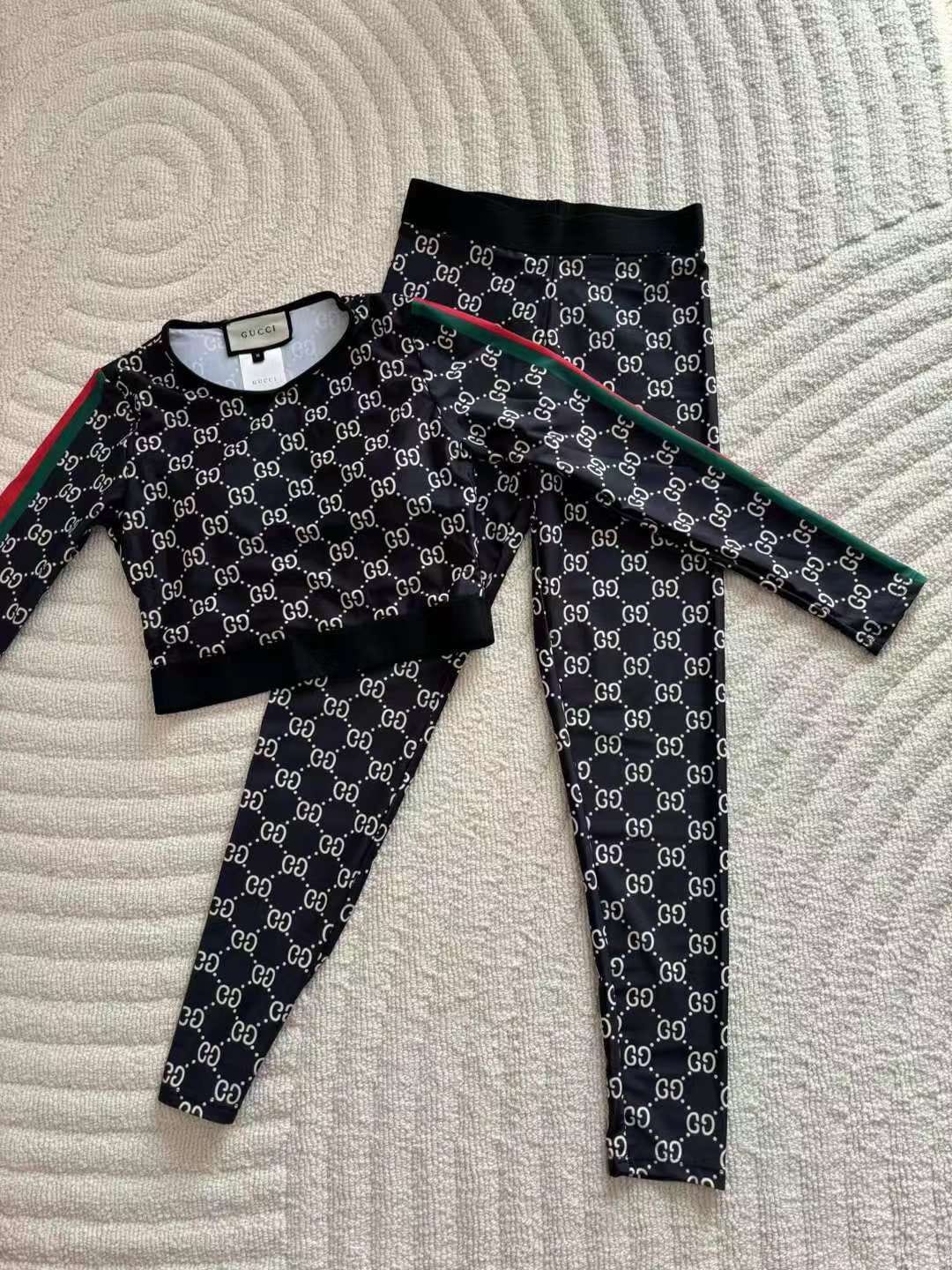 Ladies tracksuits Lilly Onlines