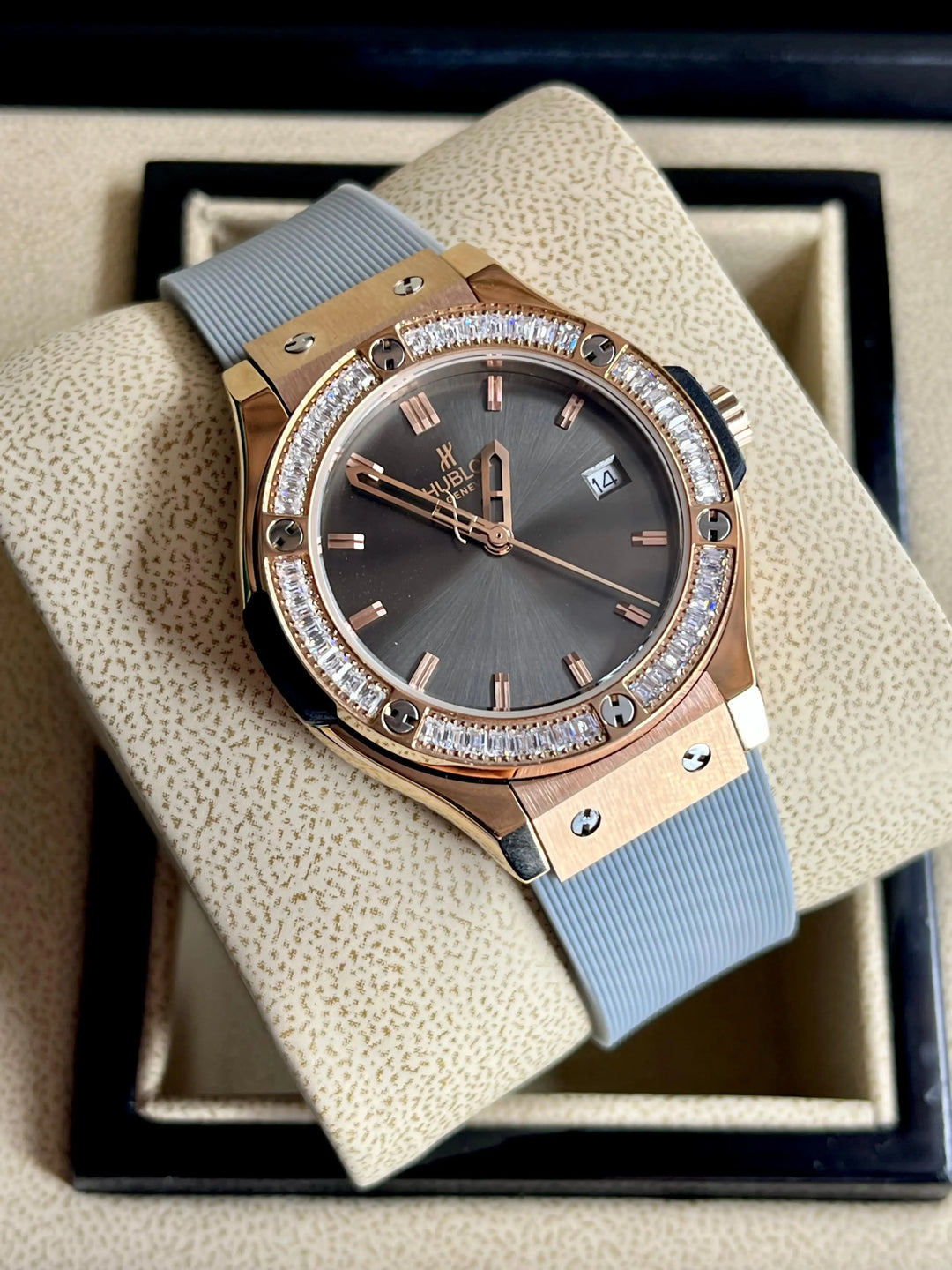 Ladies watches Hublot Lilly Onlines