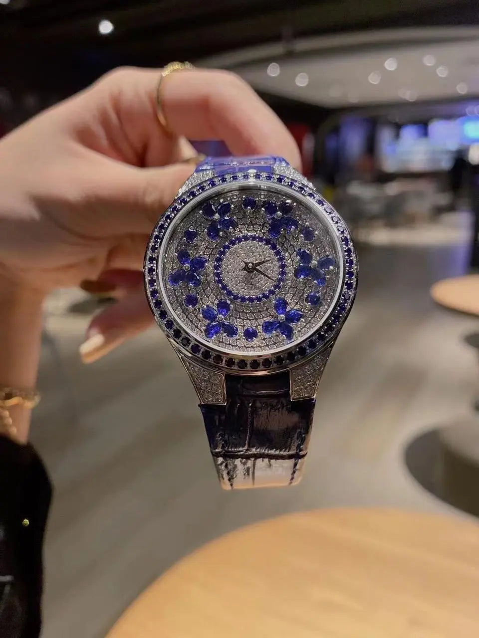 Ladies watches Lilly Onlines