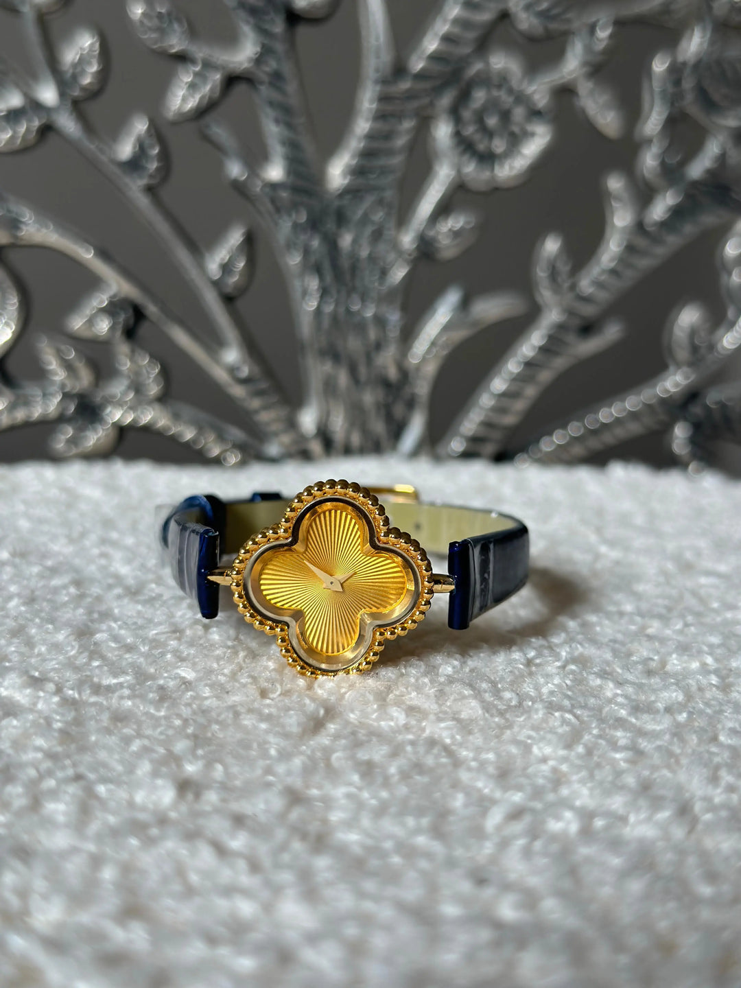Ladies watches Van Cleef Lilly Onlines