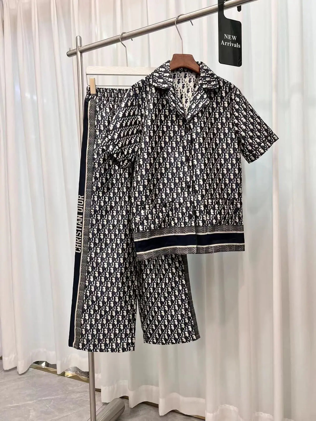 Ladies dresses Lilly Onlines