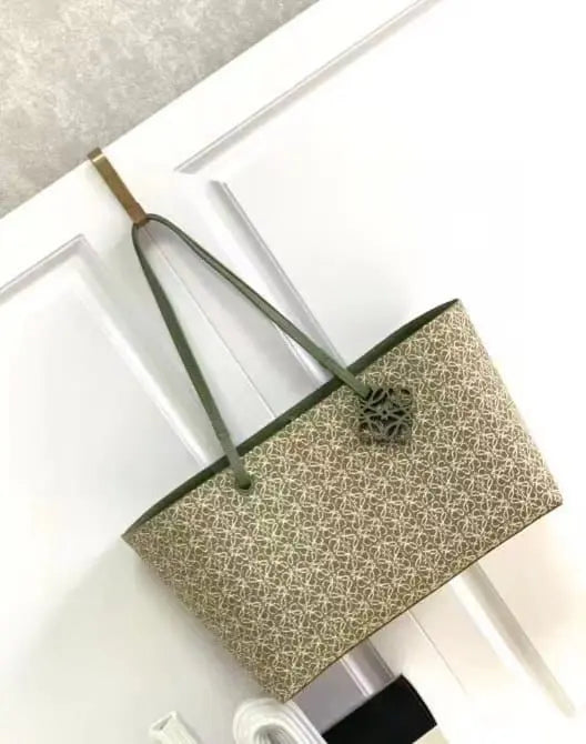 Loewe bag Lilly Onlines
