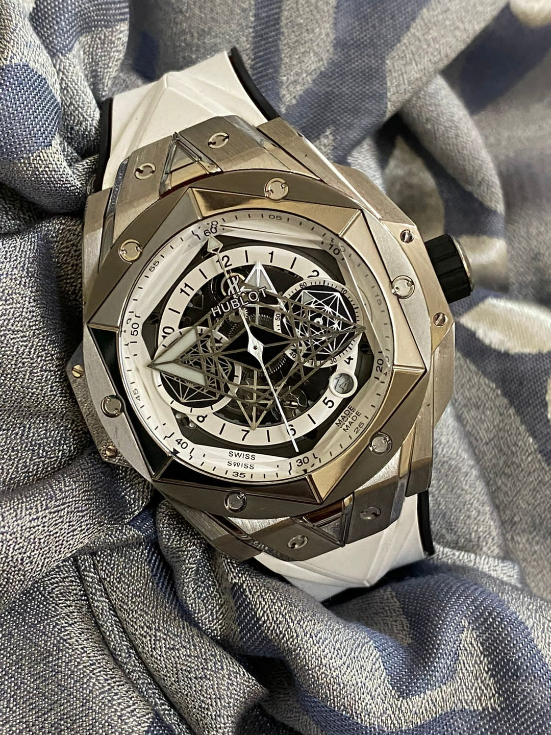 Men watches (Hublot) Lilly Onlines