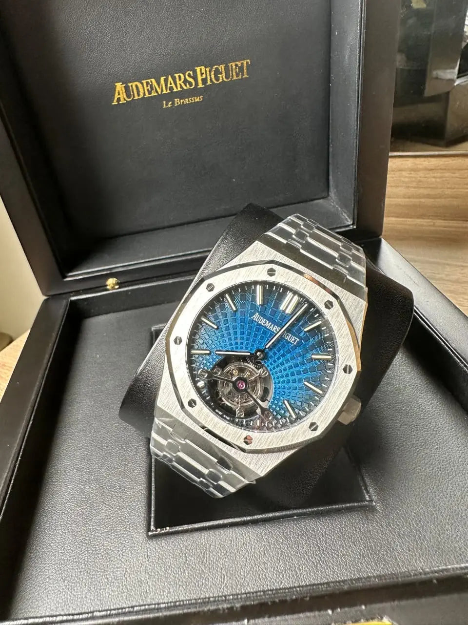 Men watches (Piguet) Lilly Onlines