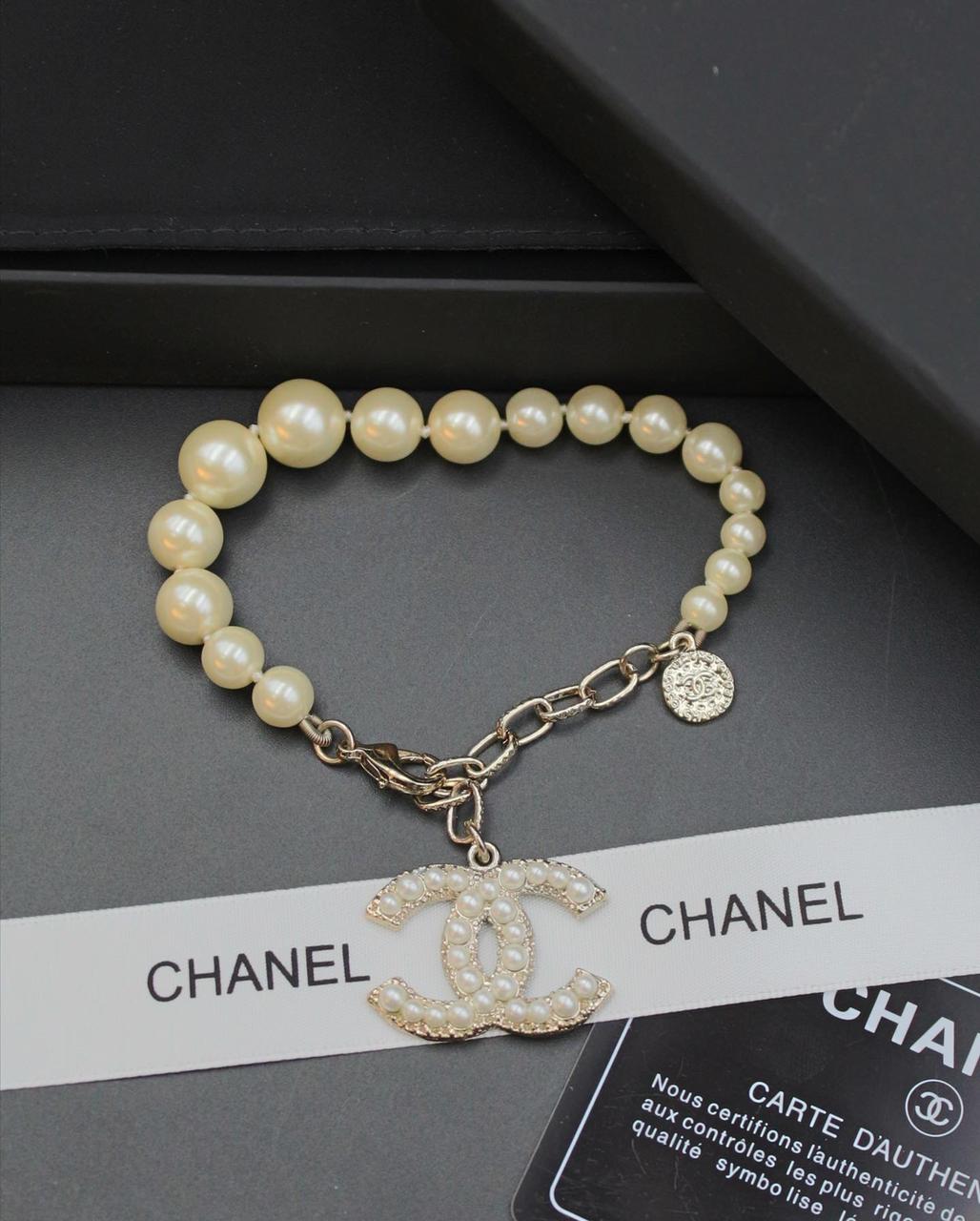 ladies brooches and bracelets Lilly Onlines