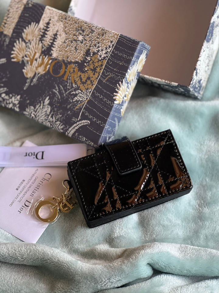 Wallets and card holders Lilly Onlines