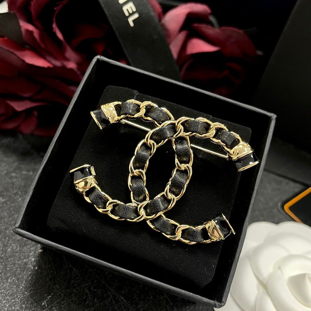ladies brooches and bracelets Lilly Onlines