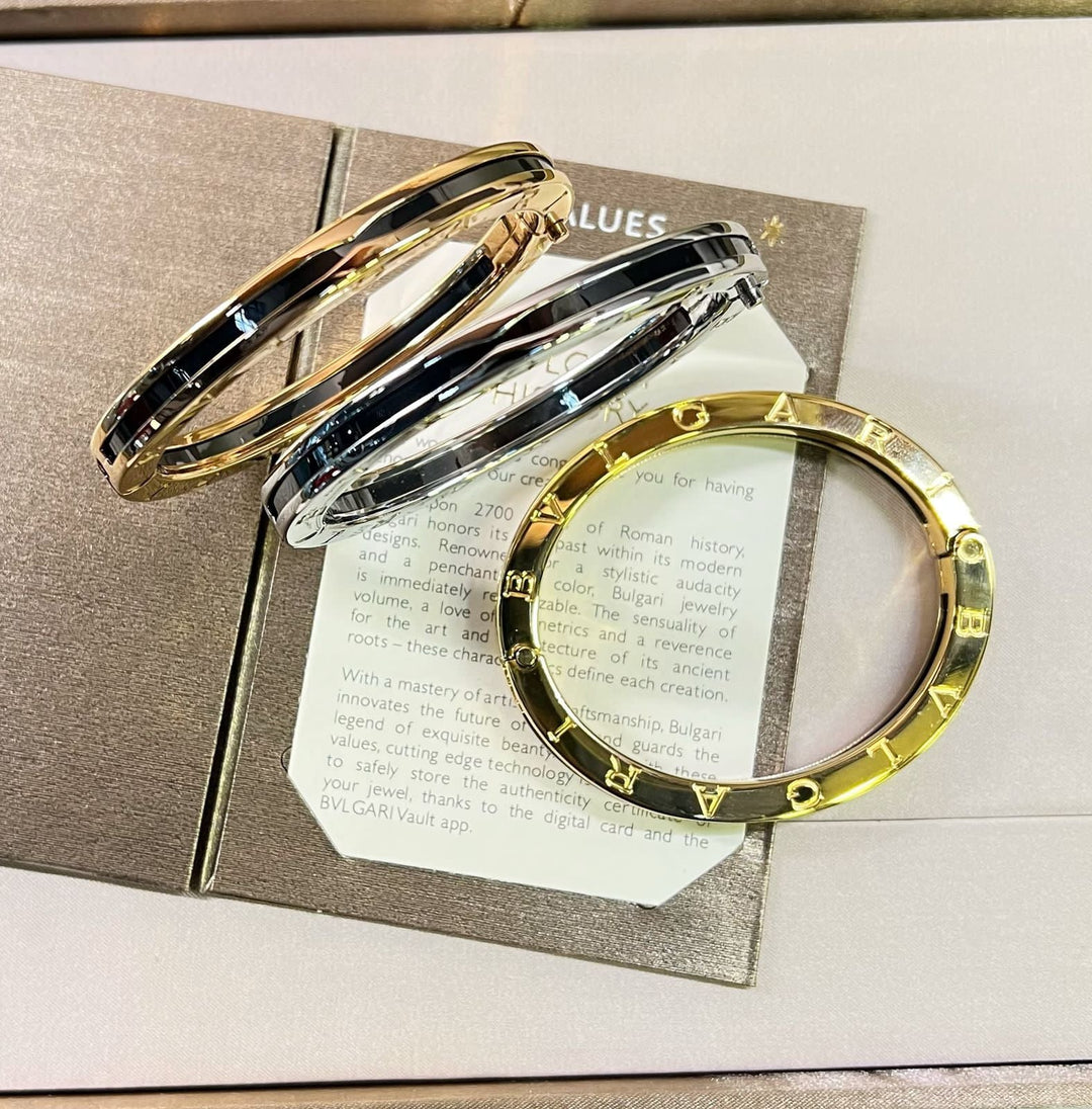ladies brooches and bracelets Lilly Onlines