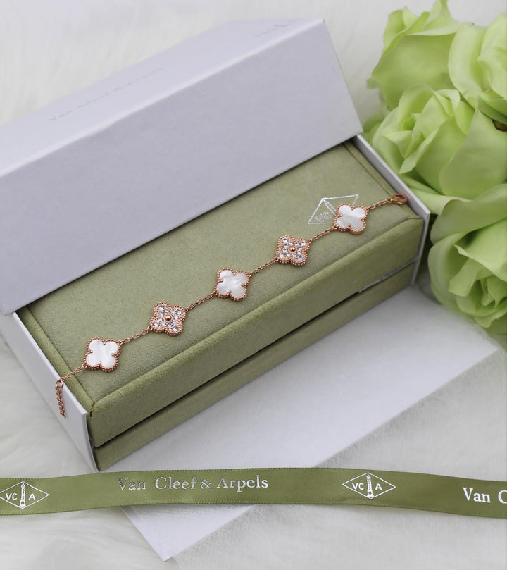 ladies brooches and bracelets Lilly Onlines
