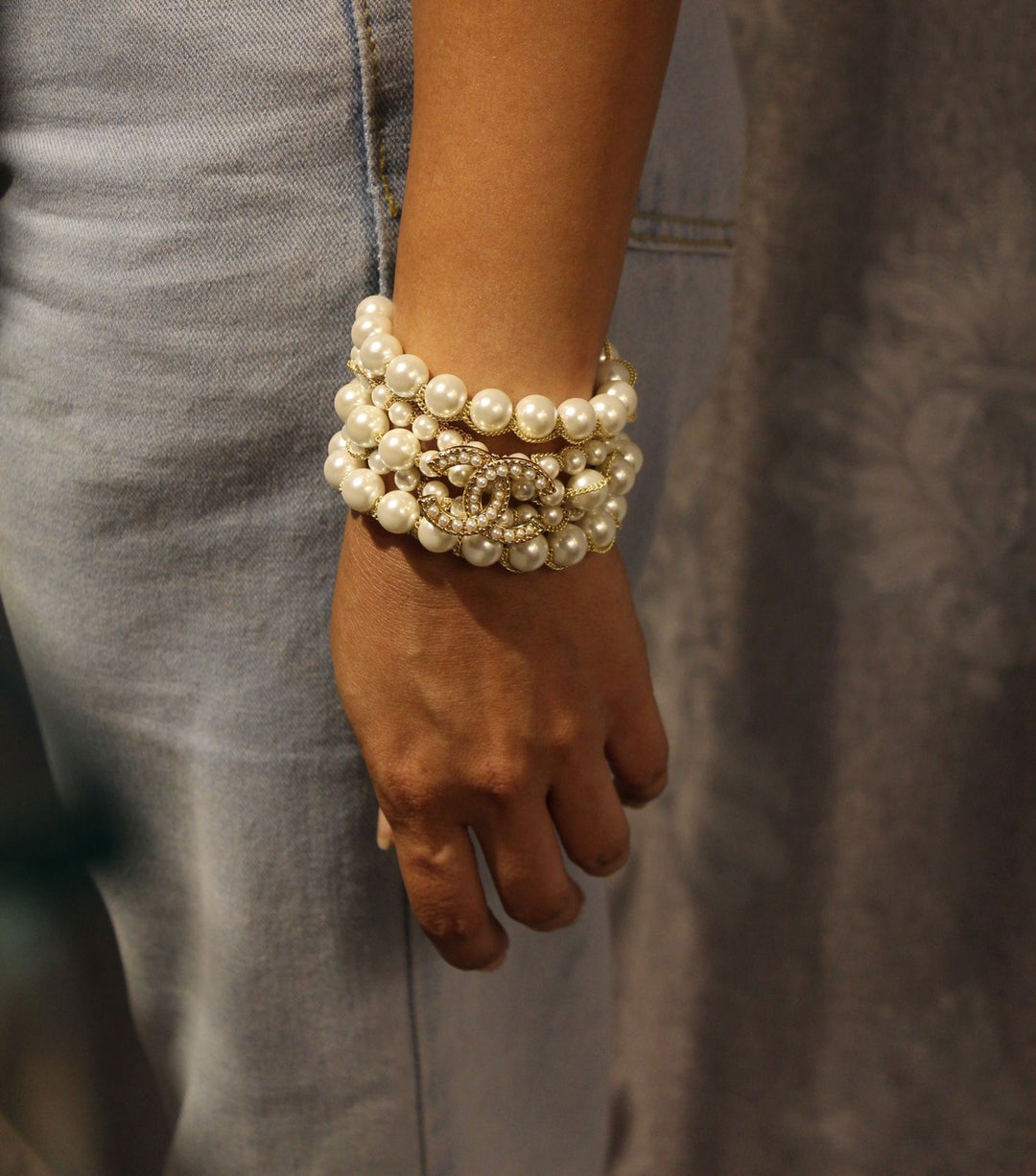 ladies brooches and bracelets Lilly Onlines