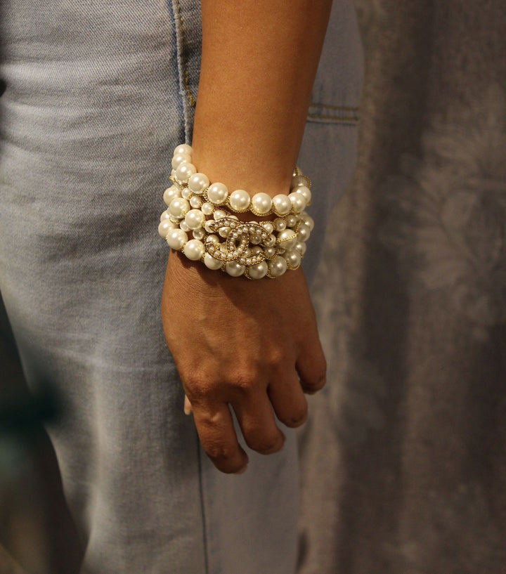 ladies brooches and bracelets Lilly Onlines