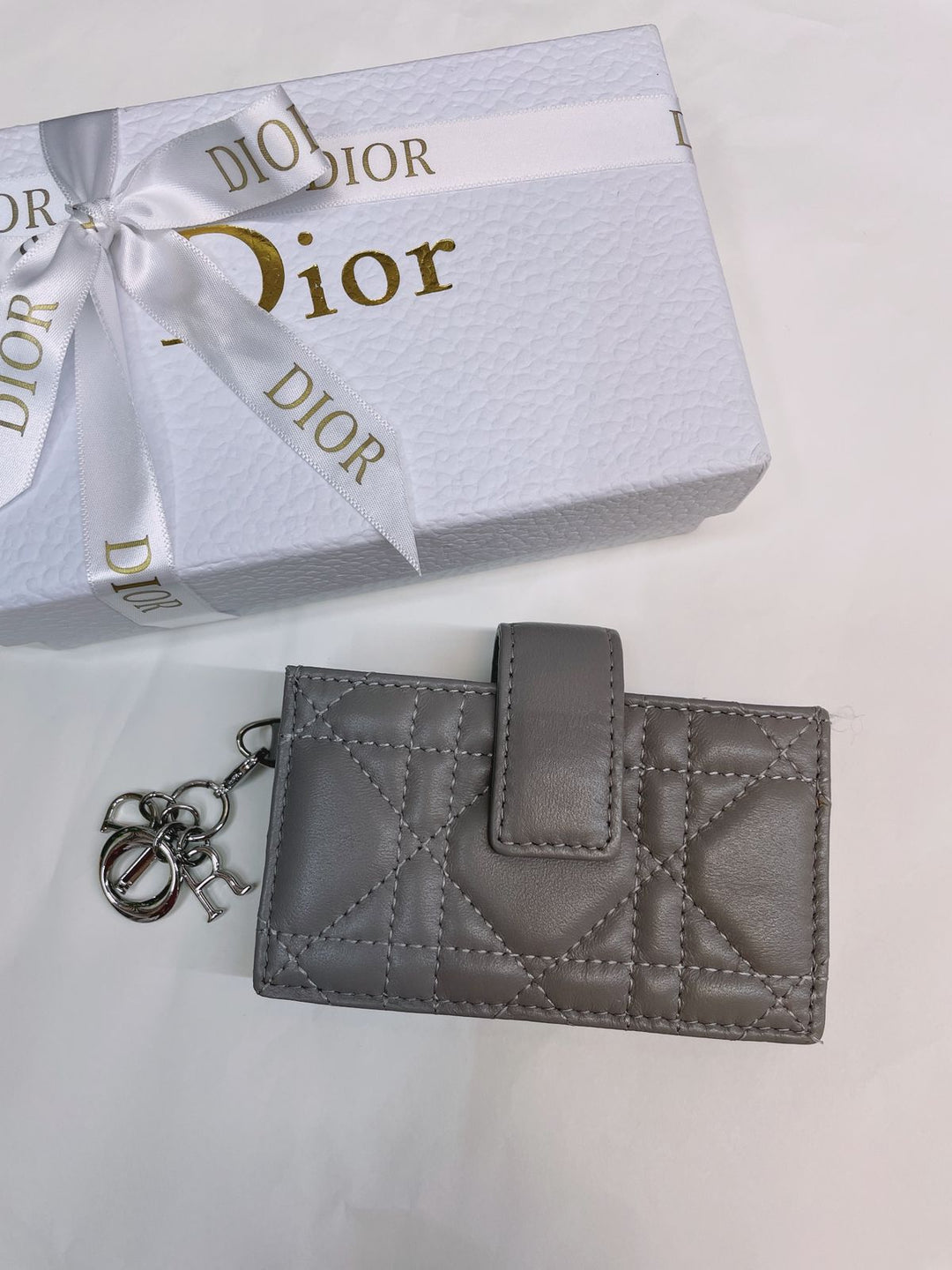 Wallets and card holders Lilly Onlines