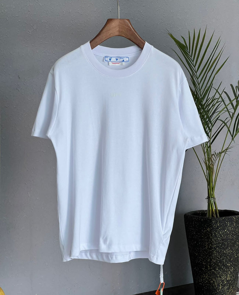 Men T-shirts Lilly Onlines