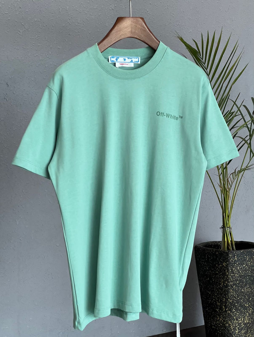 Men T-shirts Lilly Onlines