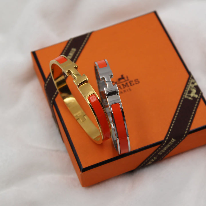 ladies brooches and bracelets Lilly Onlines