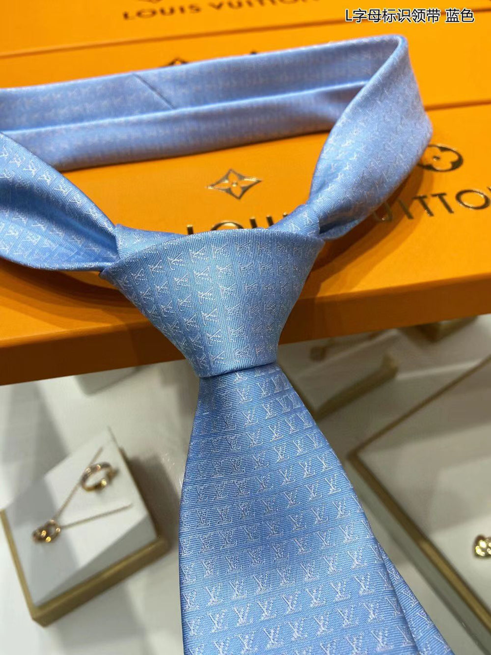 Men accessories Lilly Onlines
