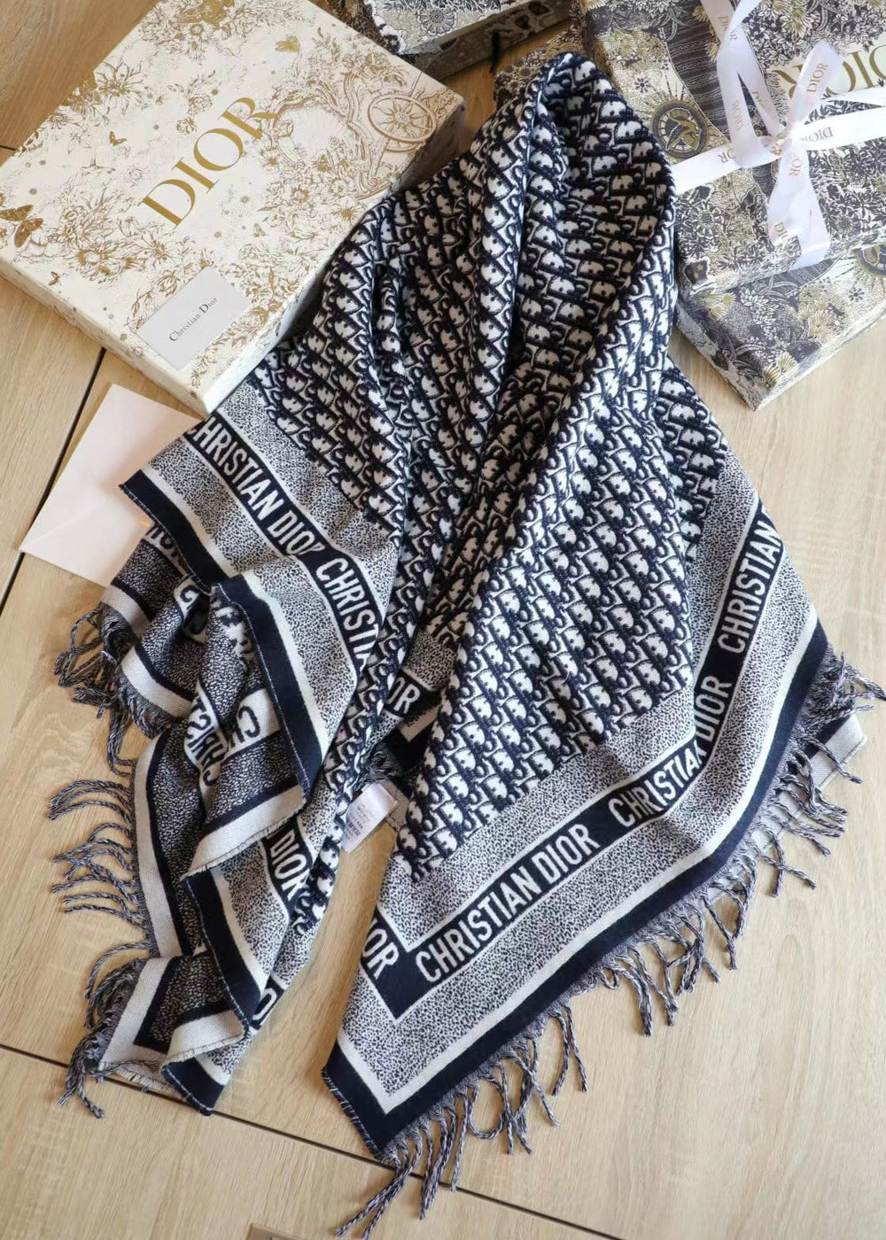 Ladies scarf Lilly Onlines