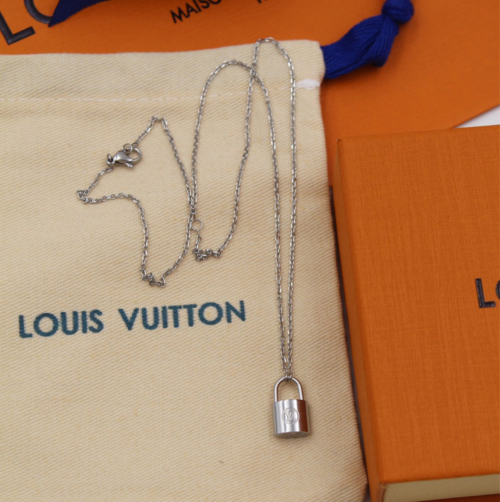 Men accessories Lilly Onlines
