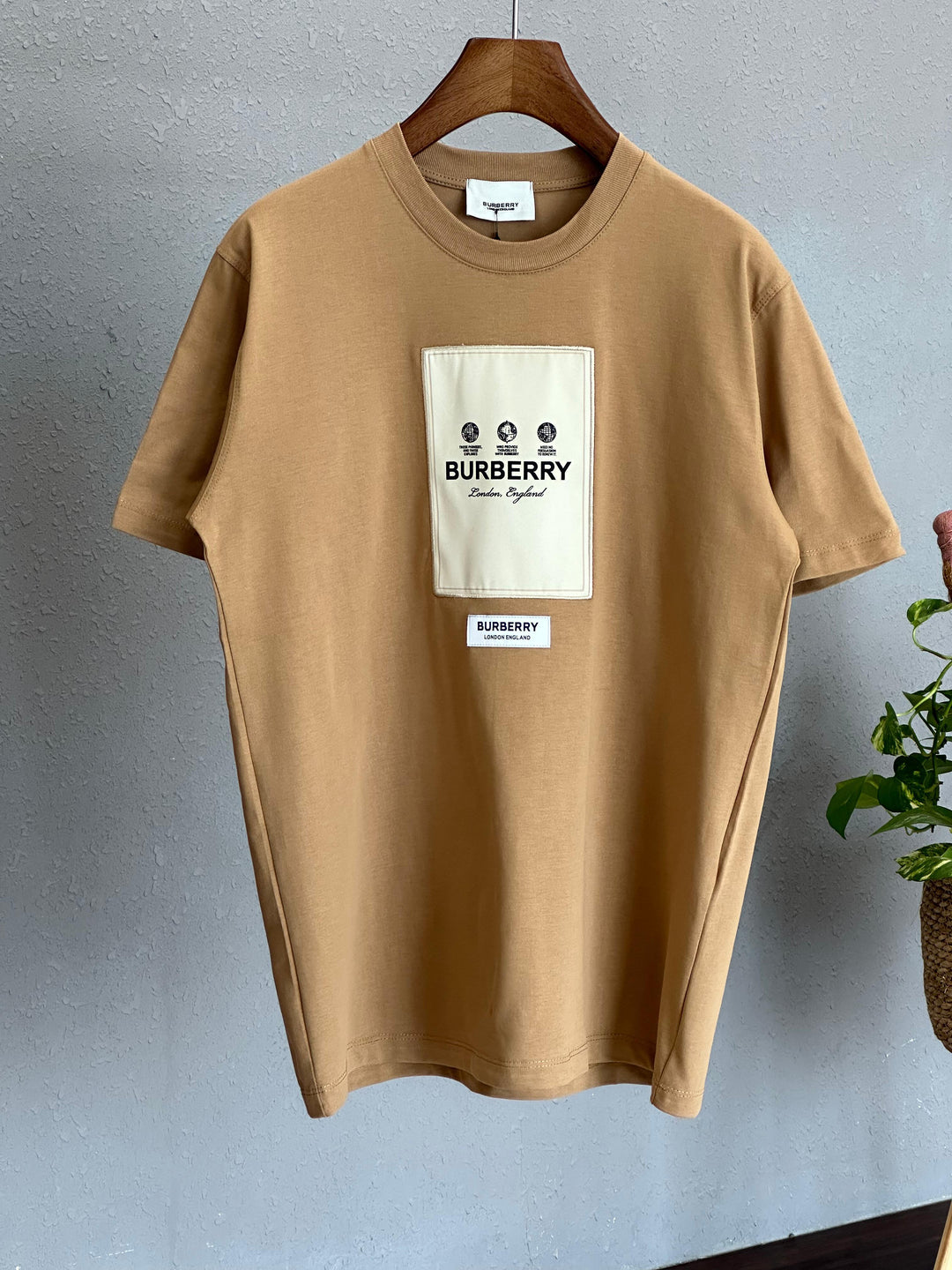 Men T-shirts Lilly Onlines