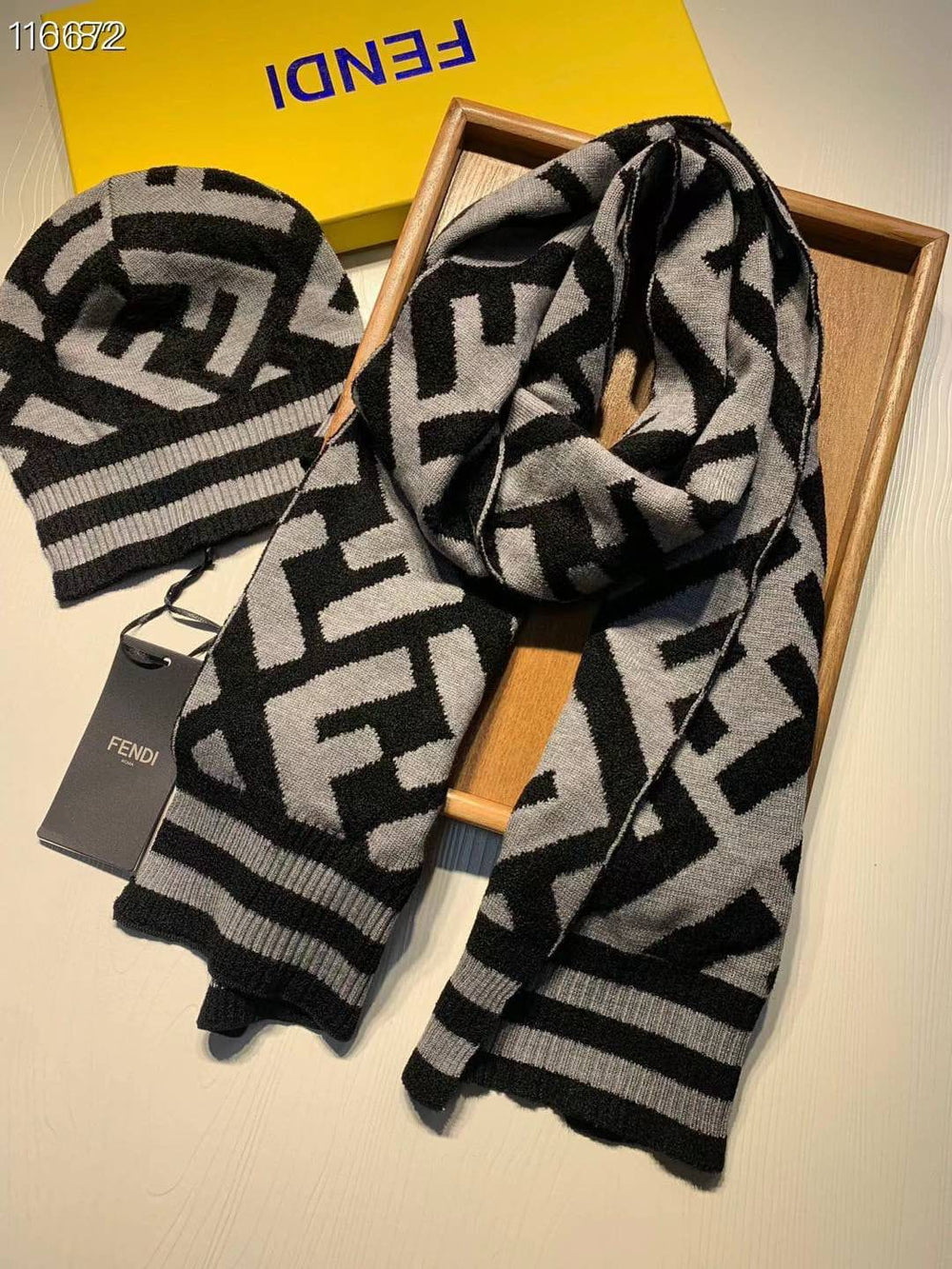 Ladies scarf Lilly Onlines