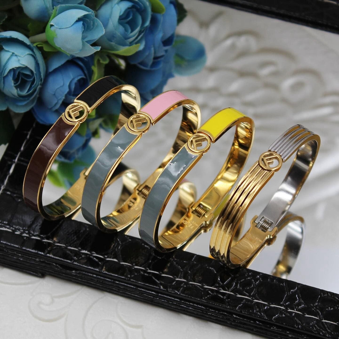 ladies brooches and bracelets Lilly Onlines