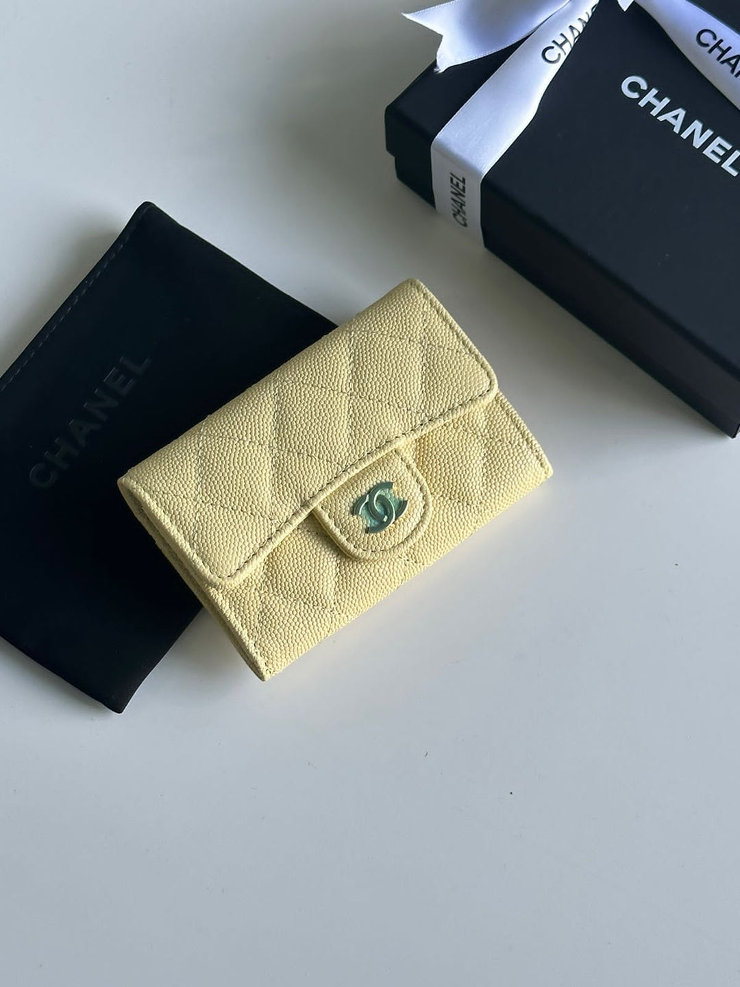 Wallets and card holders Lilly Onlines