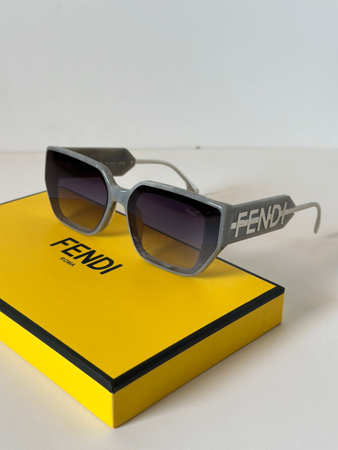 ladies sunglasses Lilly Onlines