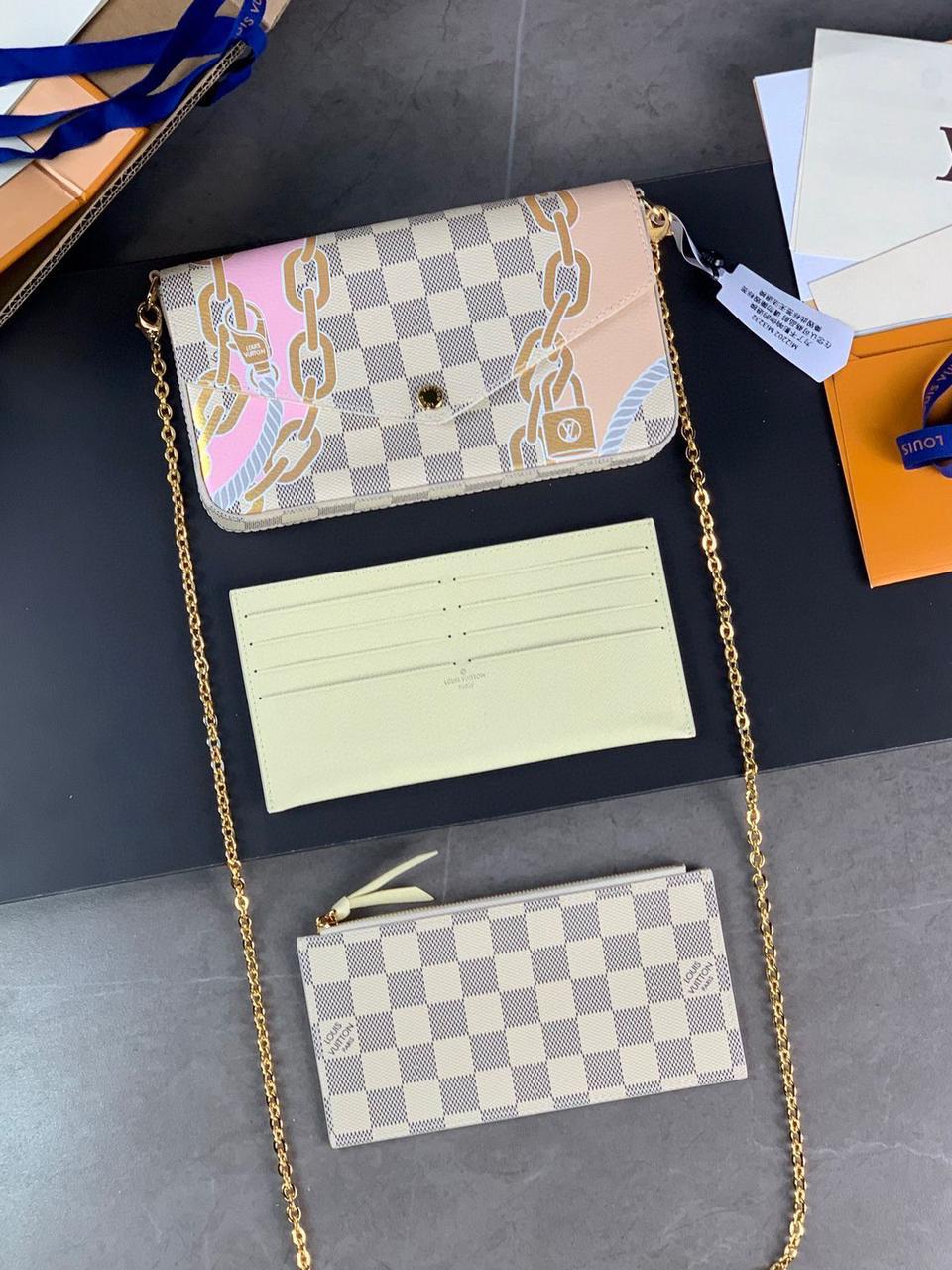 Wallets and card holders Lilly Onlines
