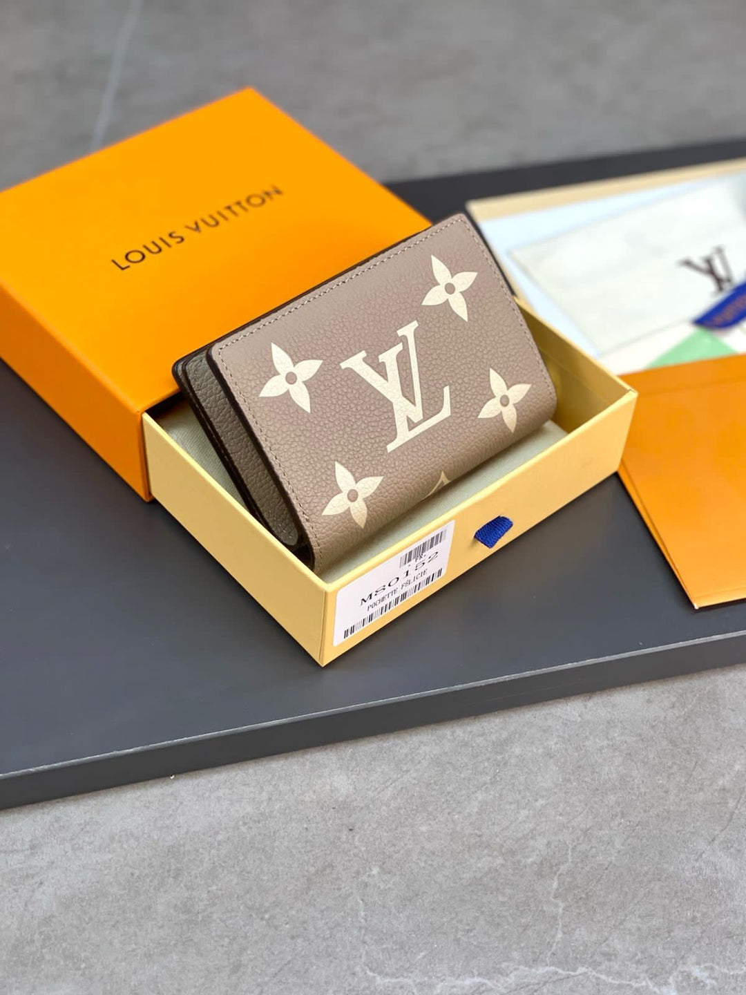 Wallets and card holders Lilly Onlines