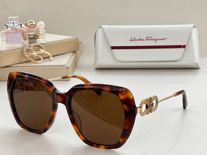 ladies sunglasses Lilly Onlines
