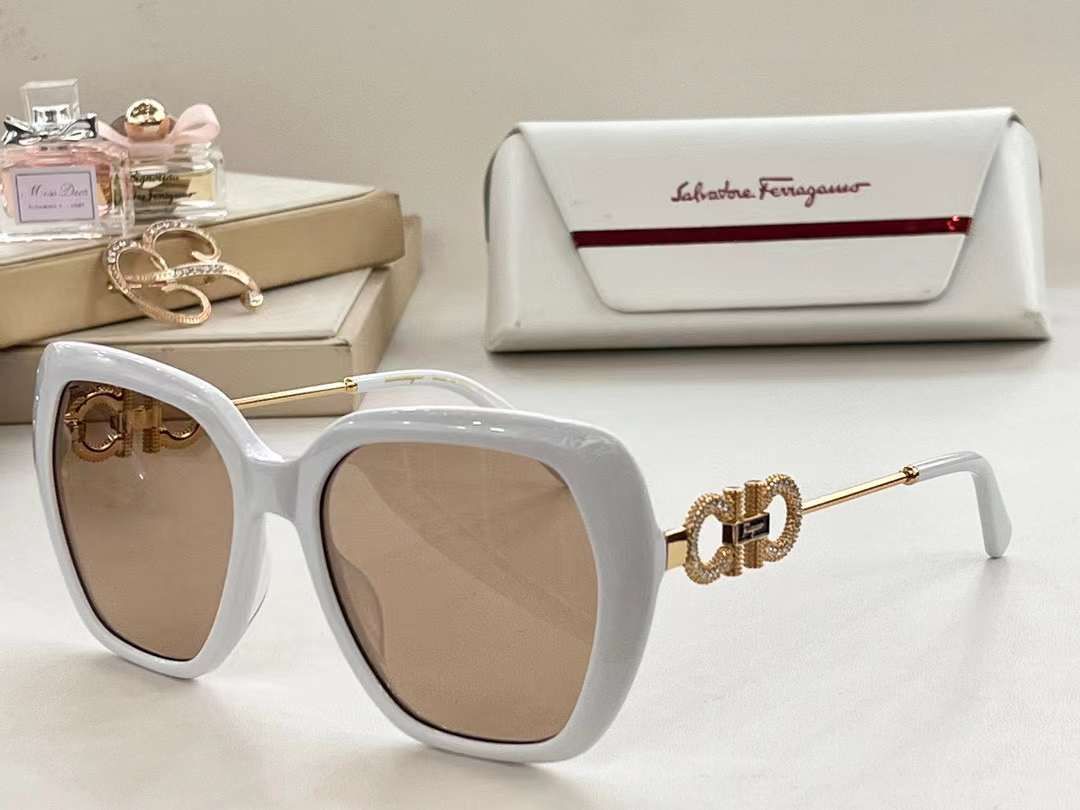 ladies sunglasses Lilly Onlines