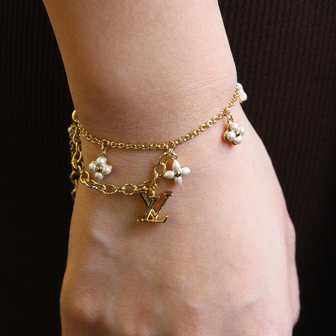 ladies brooches and bracelets Lilly Onlines