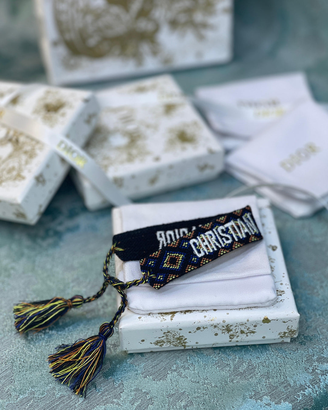ladies brooches and bracelets Lilly Onlines