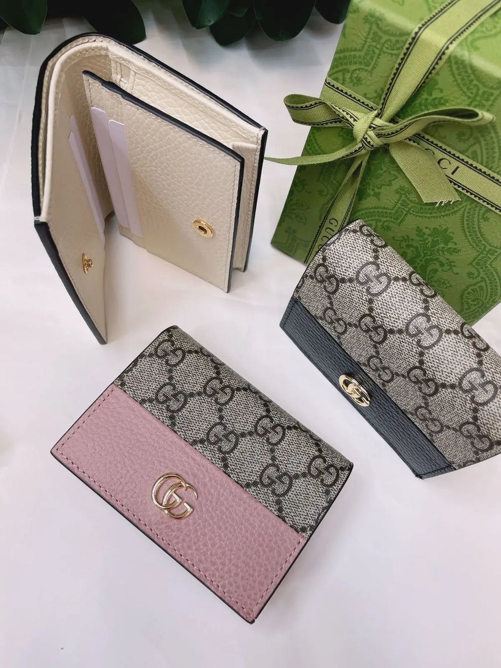 Wallets and Card holders Lilly Onlines